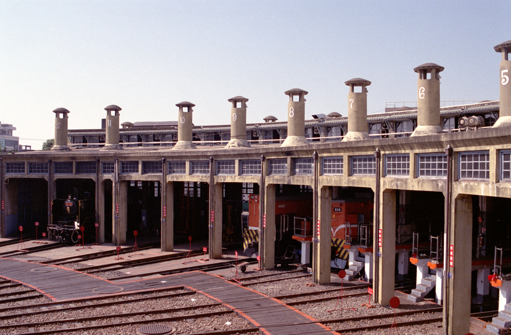 台湾機関区風景１