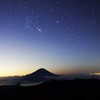 オリオン座と富士山