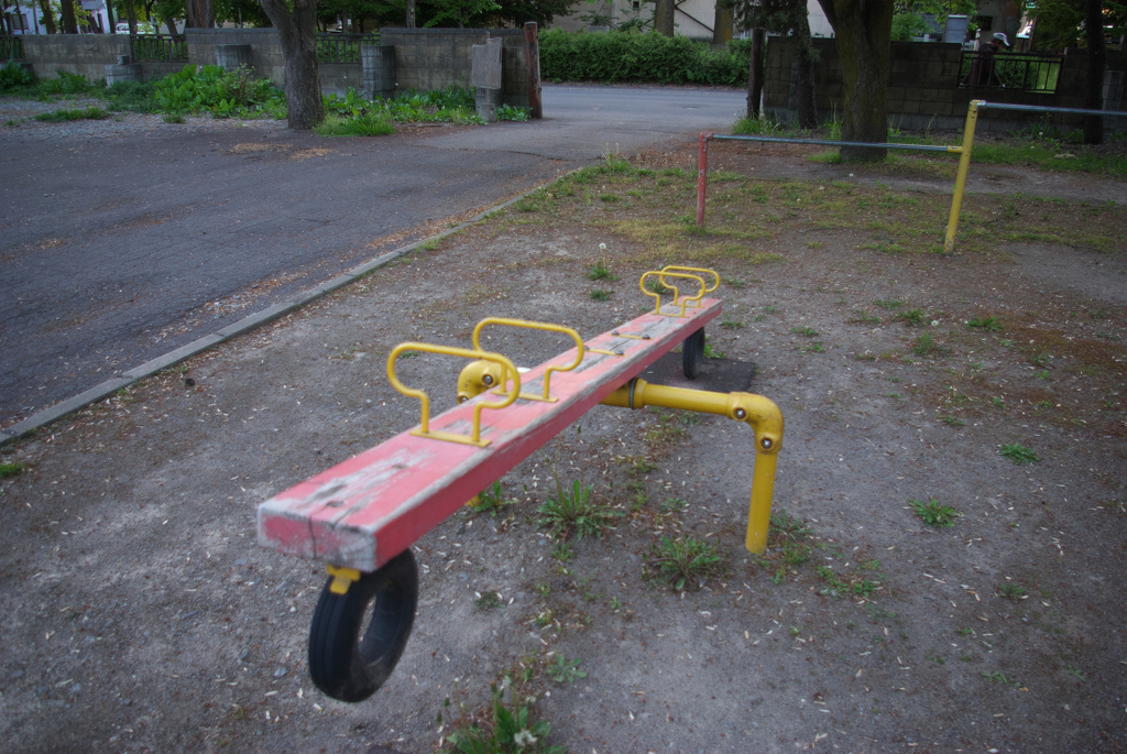 頑張ってるシーソー