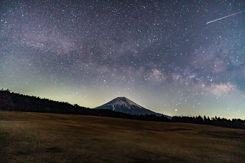 Mt. Fuj×Milky Way× shooting star