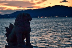 岩子島、厳島神社の狛犬