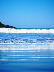 青い海
