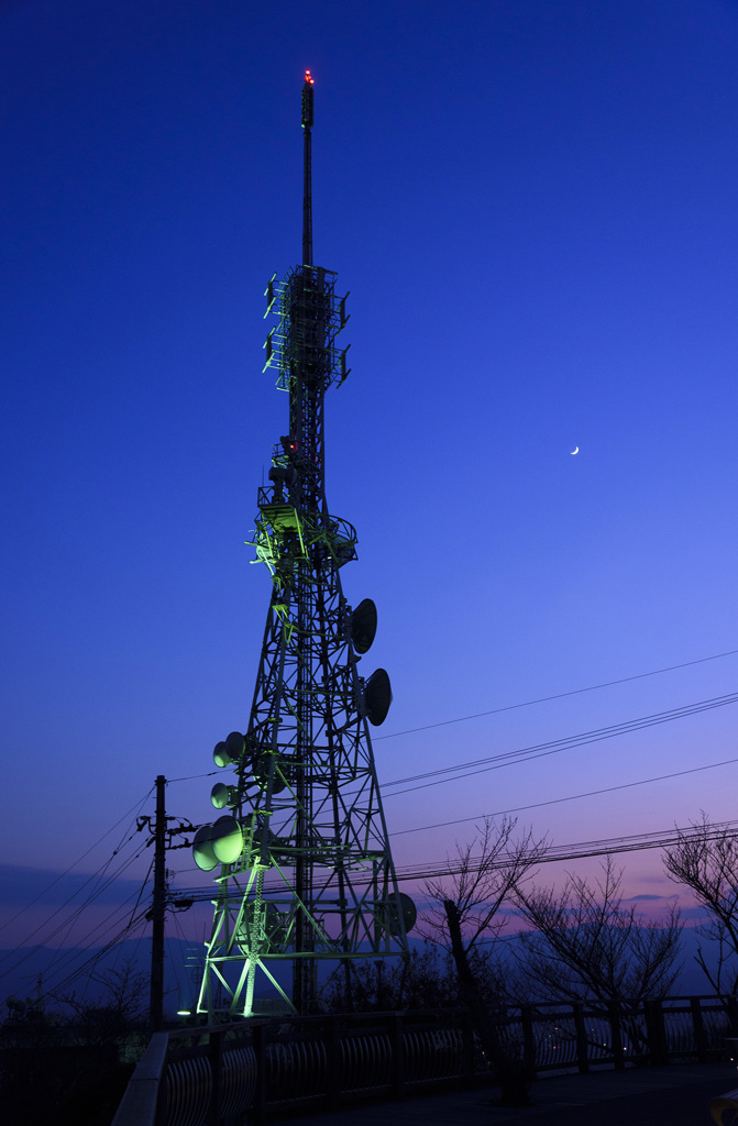 眉山 NHK電波塔