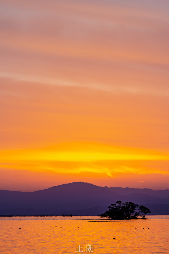 琵琶湖の夕景