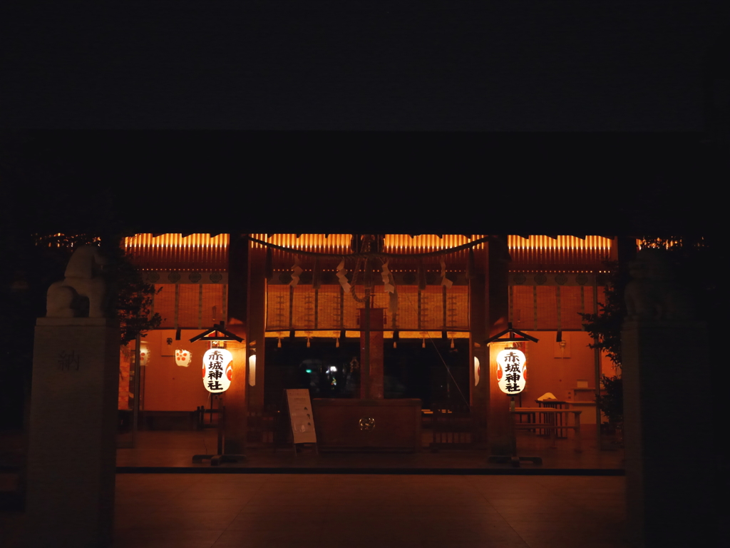 夜の神社