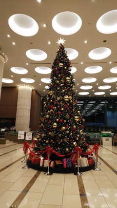 ドームホテルのクリスマスツリー