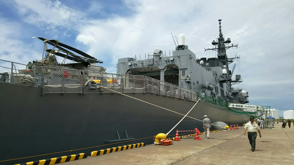 護衛艦 たかなみ