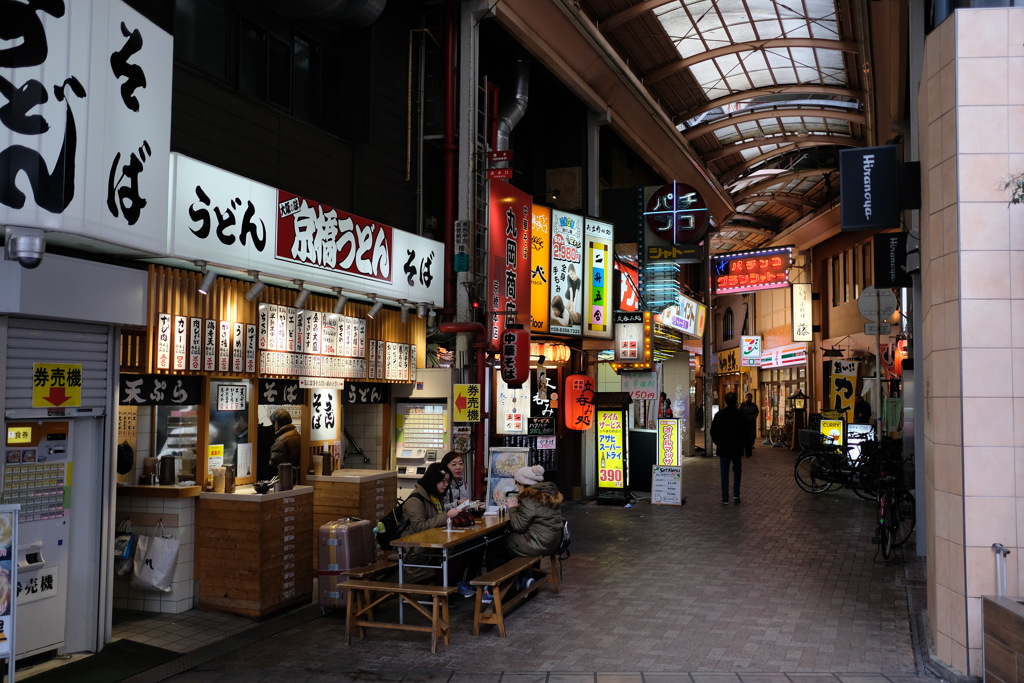 京橋駅前のうどん屋