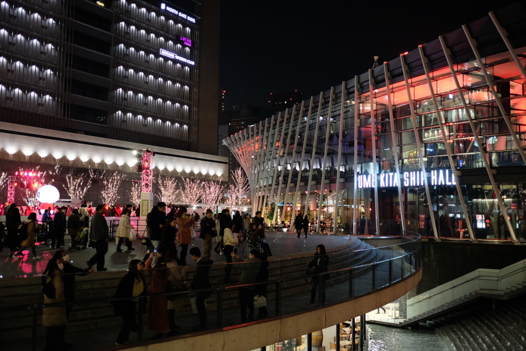 大阪駅前夜景