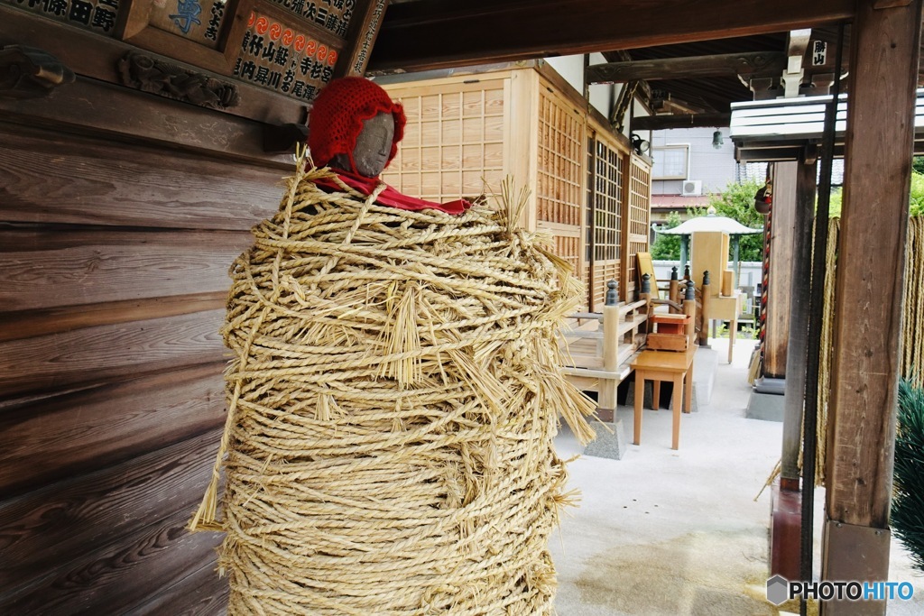 縛られ地蔵尊