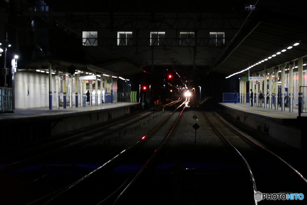 夜の駅