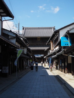 大通寺表参道