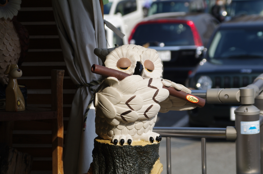 フクロウの置物