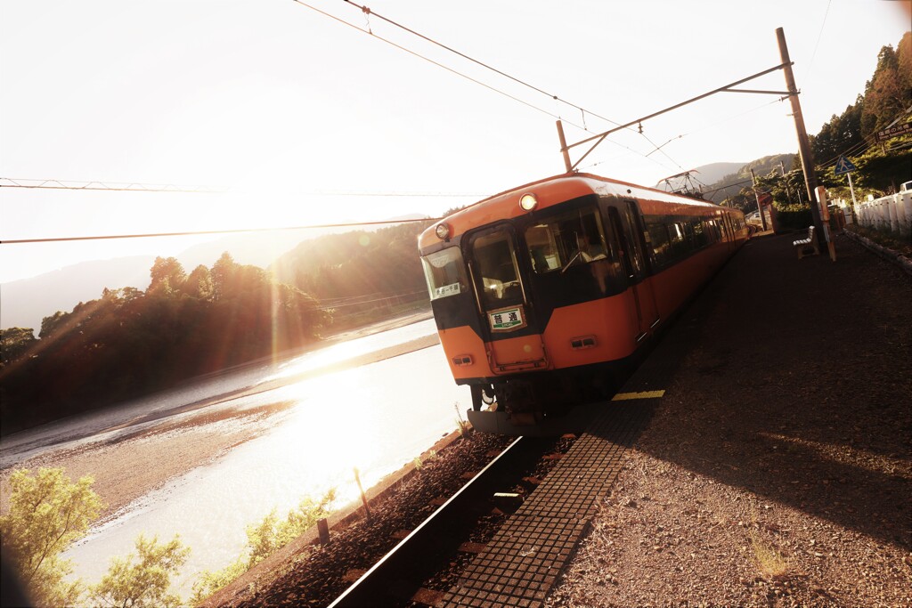 ある無人駅の情景 6