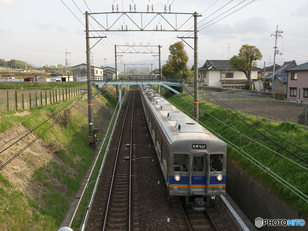 金剛-滝谷間にて南海6200系