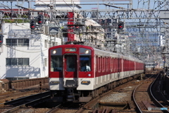 鶴橋駅にて近鉄1200系