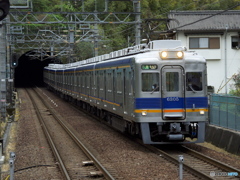 千早口駅にて南海6300系
