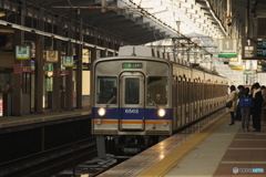 天下茶屋駅にて南海6200系