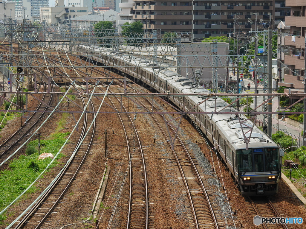 尼崎-塚本間にて223系