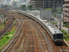 尼崎-塚本間にて223系