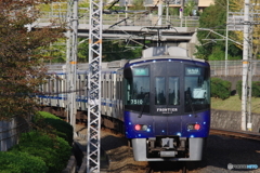 泉ケ丘駅にて泉北高速鉄道フロンティア