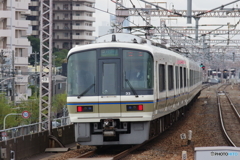 野田駅にて221系