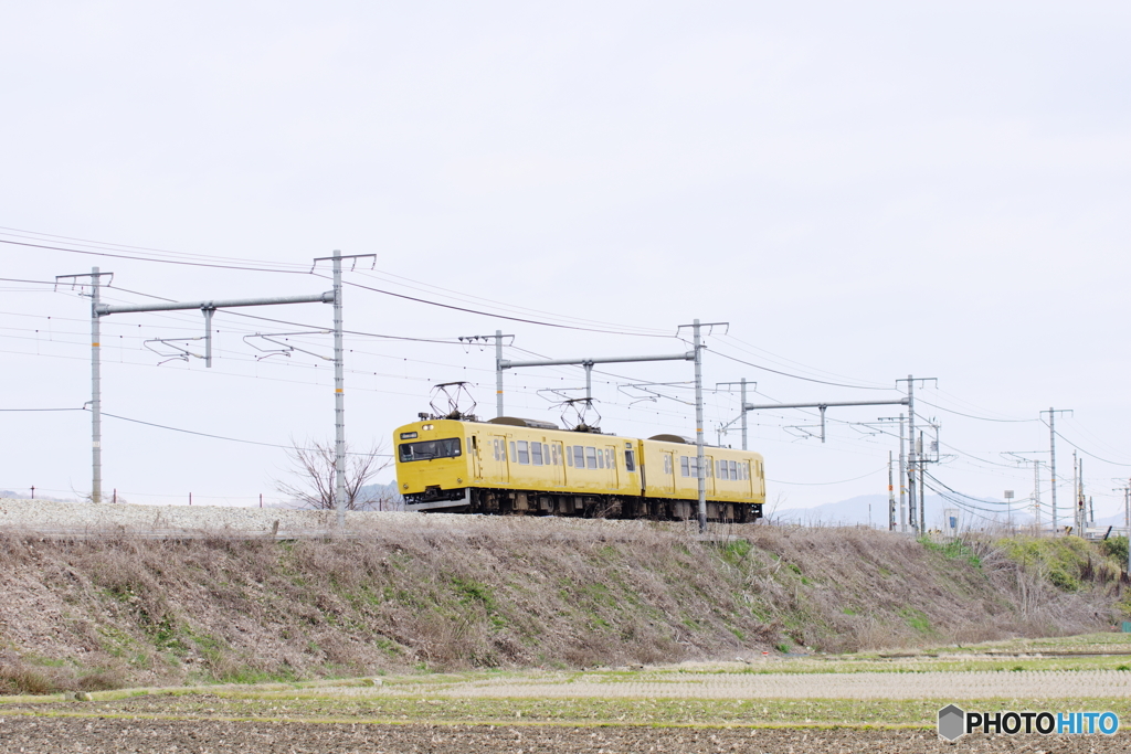 切妻改造顔の115系