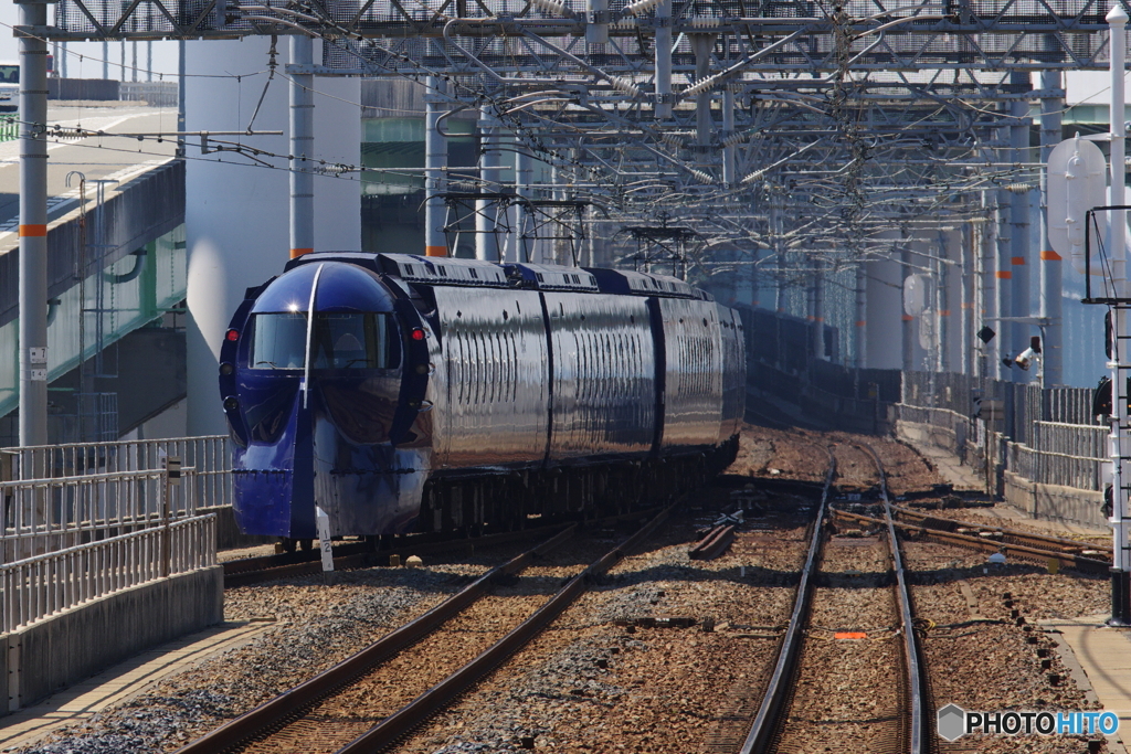 関空へと向かうラピート