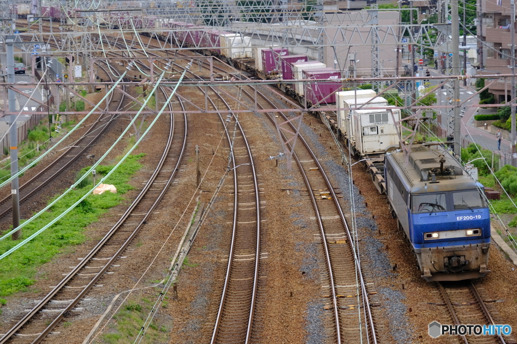 尼崎-塚本間にてEF200