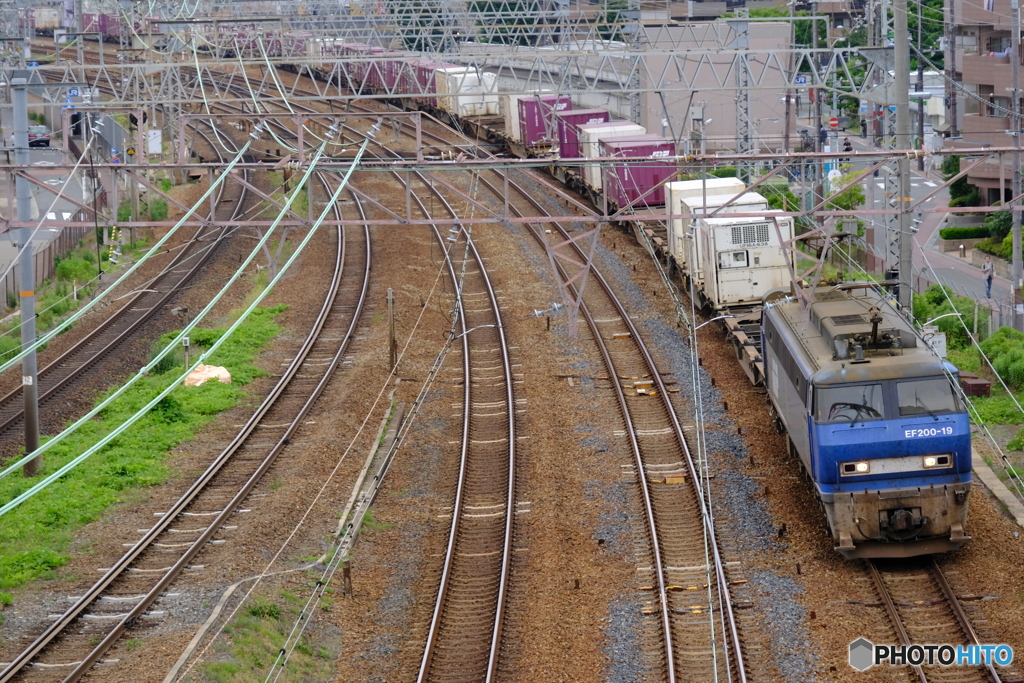 尼崎-塚本間にてEF200