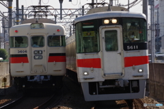 すれ違い