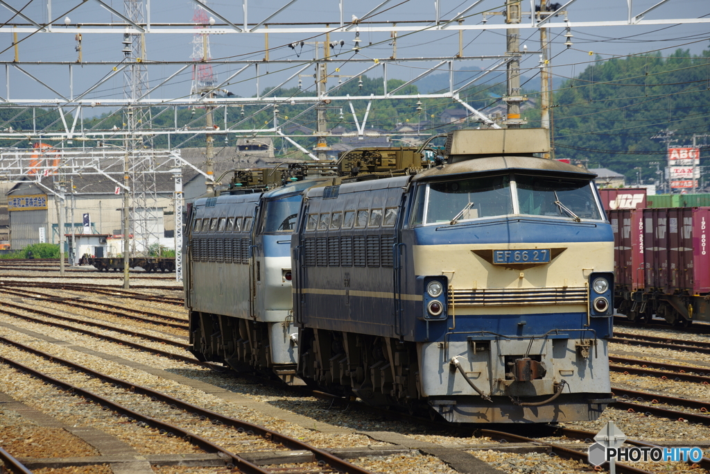 東福山駅にてEF66 27号機