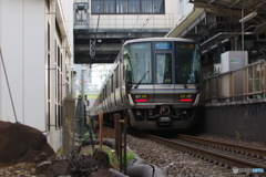 東淀川駅にて223系
