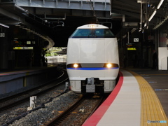新大阪駅にてサンダーバード