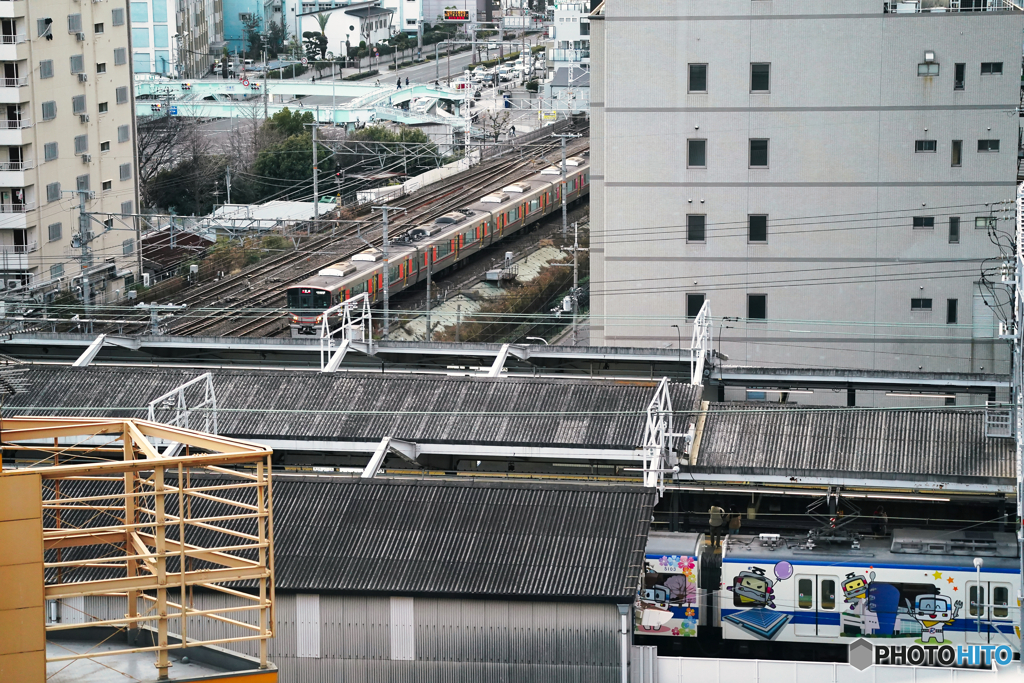 新今宮で交差して