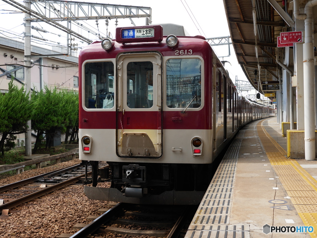 高安駅にて近鉄2610系