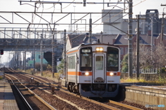 富田浜駅にてキハ11