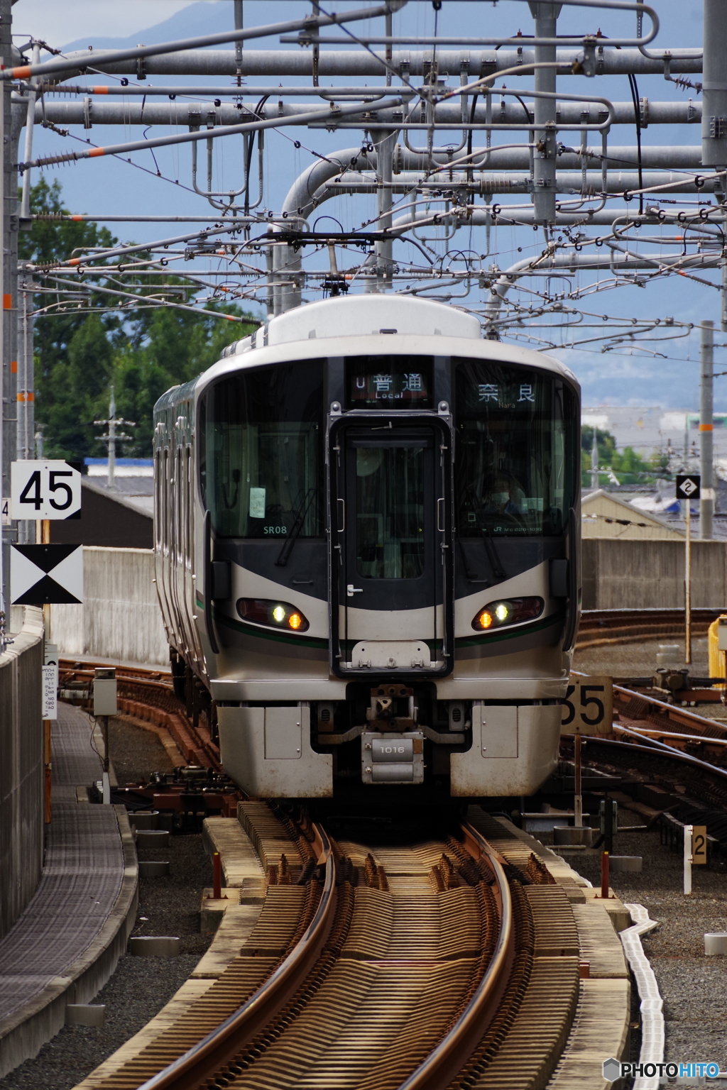 万葉まほろば線の225系