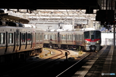 広島駅にて227系レッドウイング