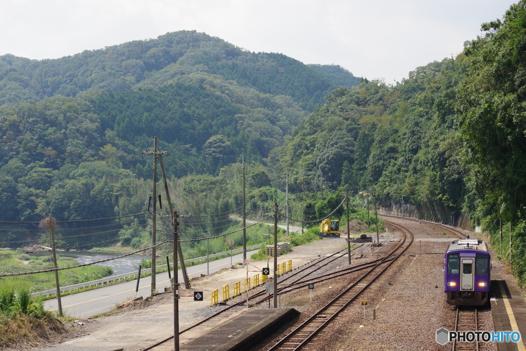 大河原駅にてキハ120