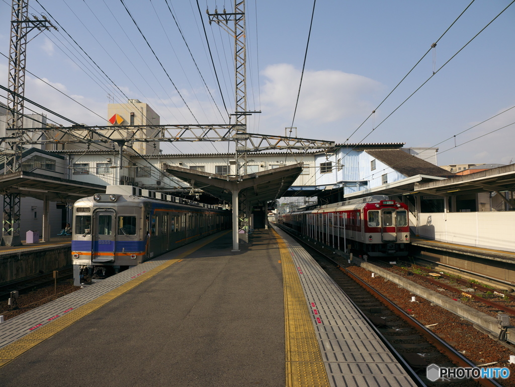 河内長野駅にて南海と近鉄 By ボンサイダー Id 写真共有サイト Photohito