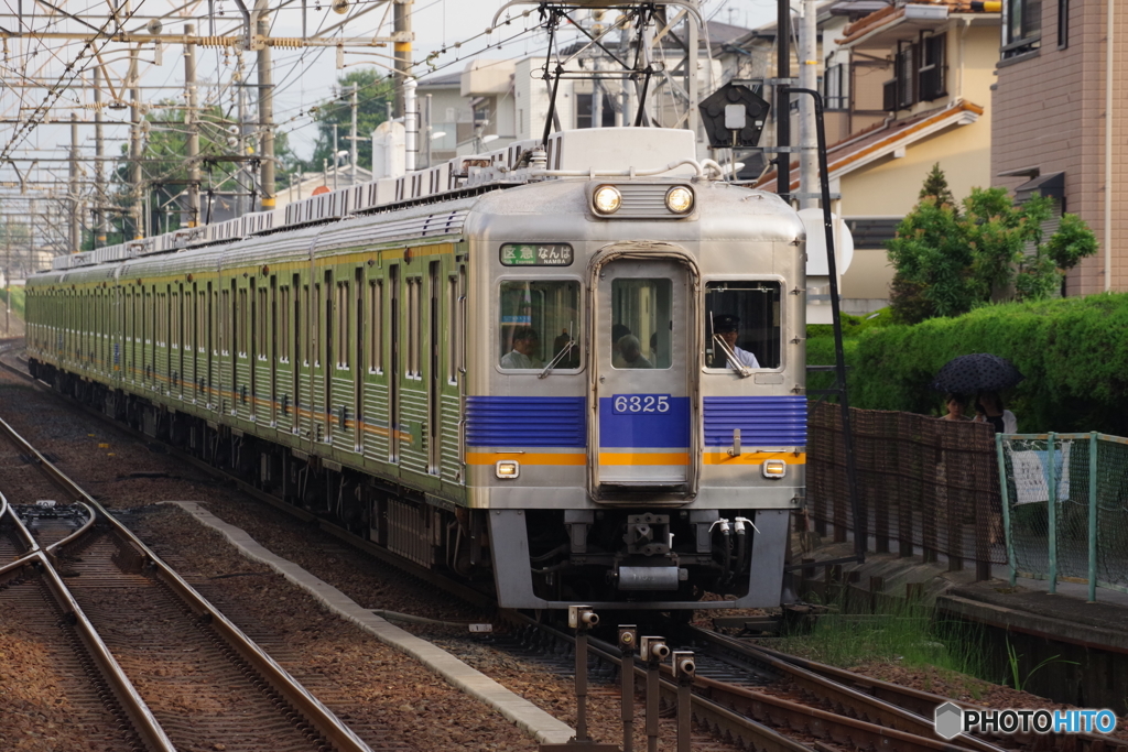 金剛駅にて6300系