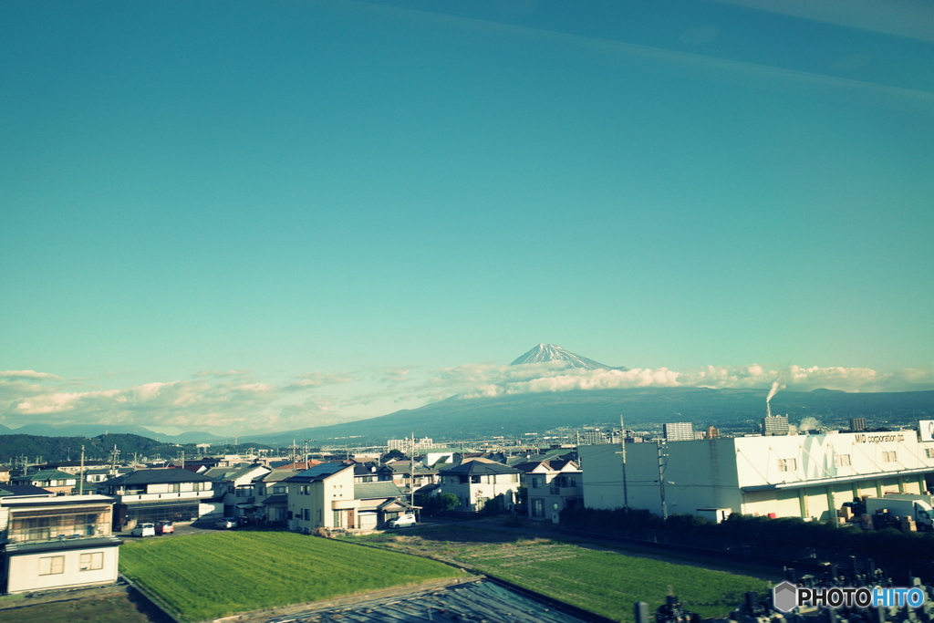 新幹線の車窓から