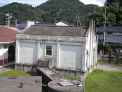 旧倉吉町水源地ポンプ室