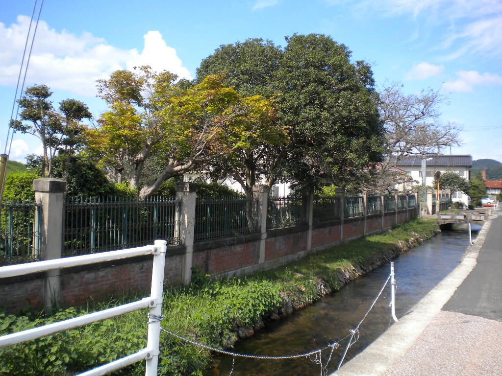 旧倉吉町水源地ポンプ室