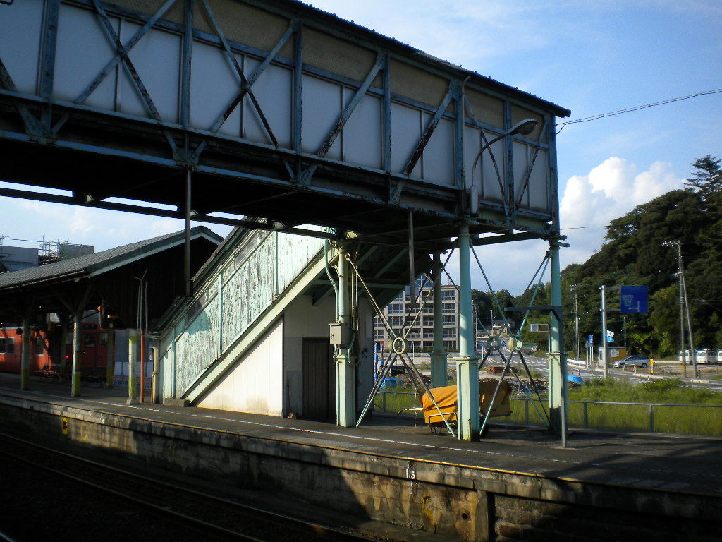 JR由良駅