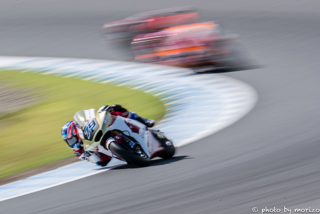 moto2