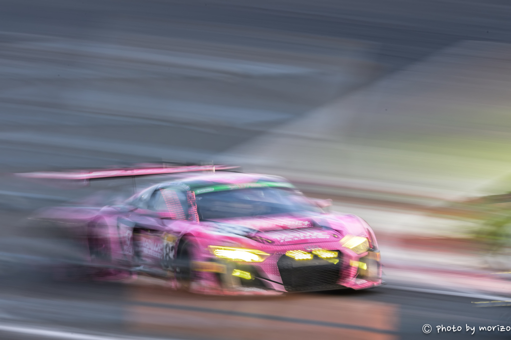 R8