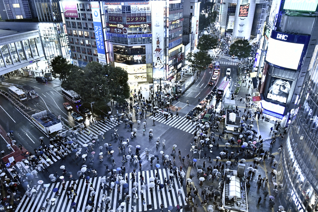 スクランブル交差点