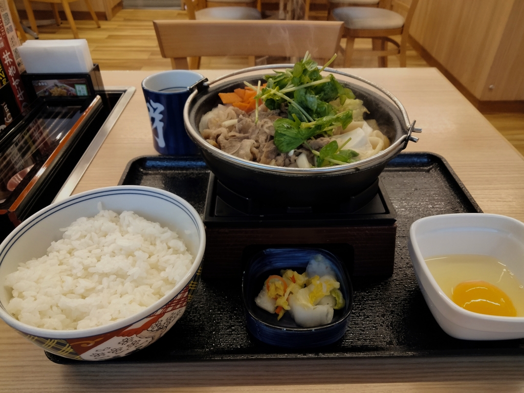 夜勤明けの朝食